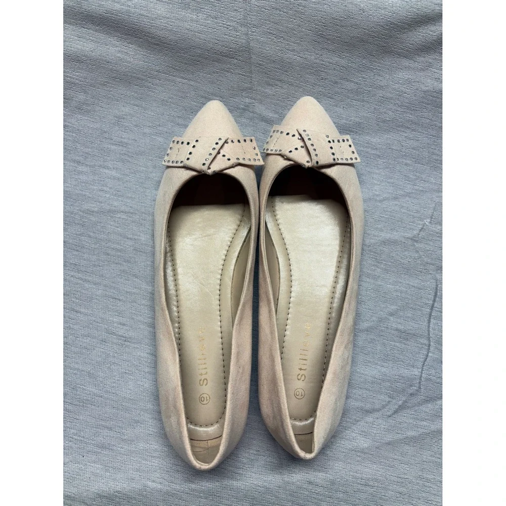 Stillieve Womens Pointed Toe Bow Ballet Flats Beige Faux Suede‎ Studded Size 10